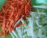 Foto langkah ke 2 dari resep Salad Timun Wortel.