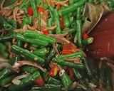 Foto langkah ke 4 dari resep Kacang Panjang Teri Pedas.