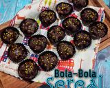 Foto langkah ke 4 dari resep Bola-Bola Coklat Sereal.