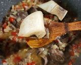 Foto del paso 3 de la receta: 🥩🥔Pastel de papa y calabaza con relleno de osobuco desmechado 🥔 Económico y rendidor🥔🥩