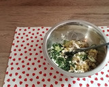 Foto del paso 3 de la receta: Ensalada de pepino y calabacín + salsa de yogur + nachos