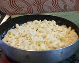A picture of step 9 of White Sauce Pasta.