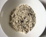 A picture of step 3 of Makhana Dates Kheer.