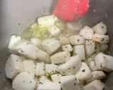 Foto del paso 3 de la receta: Tiras de potón al ajillo en olla GM