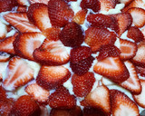 Foto del paso 3 de la receta: Tarta de frutillas sin azúcar