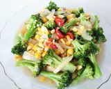 Foto langkah ke 3 dari resep Tumis jagung brokoli saus tiram.