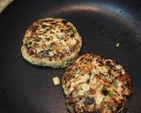 A picture of step 6 of Kimchi Ramen Burger.