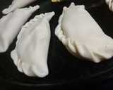 Foto del paso 5 de la receta: Empanadas de Calabaza, huevo y muzzarella