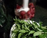 Фото кроку 1 до Компот из клубники и мяты (заготовка на зиму).