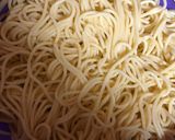 Gombás baconos tejszínes csirkemell spagettivel recept fázis 2 fotója