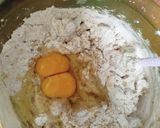 Foto langkah ke 3 dari resep Banana Muffin Tanpa Mixer.