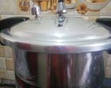 A picture of step 3 of Boiled Channy.