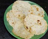 A picture of step 4 of Maida chapati with kurma.