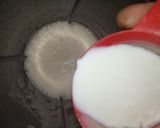 A picture of step 2 of Fluffy banana muffins.