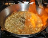 Foto del paso 2 de la receta: MUSLOS DE POLLO A LA CAZADORA (CHASSEUR), FRANCÉS. JON STYLE