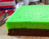 Foto langkah ke 4 dari resep Bronis coklat pandan.