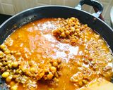 A picture of step 4 of Mumbai famous misal pav.