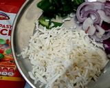 झटपट पिज़्ज़ा (Jhatpat pizza recipe in Hindi) रेसिपी चरण 1 फोटो