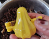 चॉकलेट वालनट मोदक(chocolate walnut modak recipe in hindi) रेसिपी चरण 4 फोटो