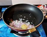 A picture of step 4 of Palak Khichdi.