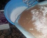 A picture of step 2 of Micky mouse chocoate cake.