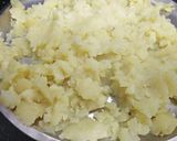 A picture of step 5 of Pav bhaji.