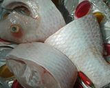 Hình bước làm 1 của món Canh chua cá diêu hồng