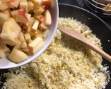 Foto del paso 6 de la receta: Cuscús aromático de coliflor al curry, con manzana y salsa de moras