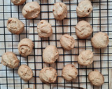 Foto del paso 4 de la receta: Galletas de mantequilla de maní 🥜 keto, low-carb, sin gluten, veganas 🥥 2 ingredientes 🥜