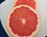 Foto del paso 2 de la receta: Ensalada de pomelo rosado