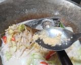 Foto langkah ke 8 dari resep Toge kuah putih.