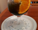 Foto del paso 5 de la receta: Infusión de cola de caballo, tulsi, menta, y zumo de naranja con chía