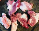 Hình bước làm 1 của món Nạc dăm ram
