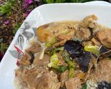 A picture of step 4 of Bun Mang Gio Heo (Vietnamese Pork Hock and Bamboo Shoot Noodle Soup).
