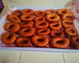 A picture of step 6 of Lemon doughnuts.