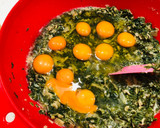 Foto del paso 5 de la receta: Budín de acelgas con sorpresa