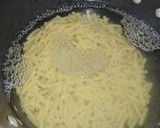 Foto del paso 2 de la receta: Macarrones con jamón, chorizo y queso