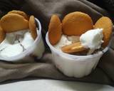 Vanilla Wafers and Ice cream