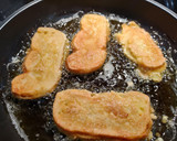 Foto del paso 5 de la receta: Torrijas de bollo sevillano con miel