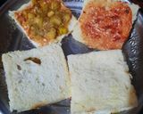 A picture of step 5 of Club Sandwiches.
