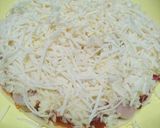 Foto langkah ke 5 dari resep Pizza instan.
