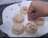 A picture of step 3 of Milky bar choco pea.