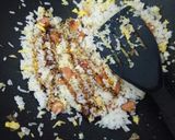 Foto langkah ke 6 dari resep Nasi goreng sosis irit bahan.