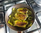 Foto langkah ke 6 dari resep Pepes Belut Daun Kemangi.