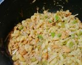 A picture of step 2 of Spicy macroni.