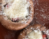 Foto del paso 5 de la receta: Champiñones Portobello rellenos de huevo de codorniz y queso feta griego