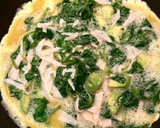 Foto del paso 6 de la receta: Tortilla francesa 🥚🥚 de espinacas 🥬, pavo 🦃 y aguacate 🥑