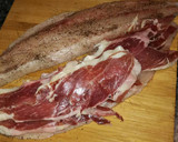 Foto del paso 2 de la receta: Lubina rellena de jamón ibérico con judías salteadas