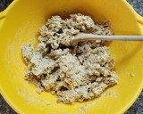 Foto del paso 2 de la receta: Galletitas con coco y pasas