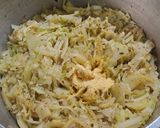 Foto del paso 2 de la receta: Tortilla de repollo con jamón al horno
